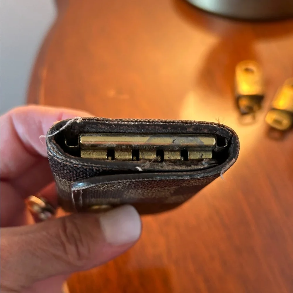 Louis Vuitton Checkered Key Holder with Gold Accent - Picture 6 of 15